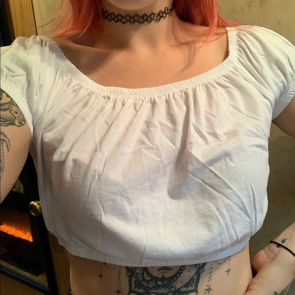 Hollister white crop top - Picture 4 of 7